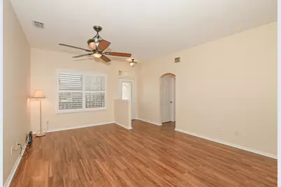549 NW Portofino Lane, Port Saint Lucie, FL 34986 - Photo 10