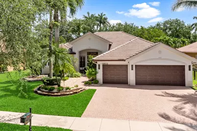 6802 NW 108th Avenue, Parkland, FL 33076 - Photo 2