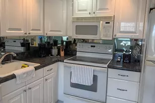 697 Flanders O, Delray Beach, FL 33484 - Photo 4