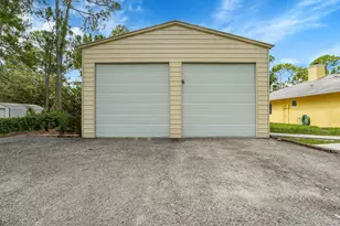 17646 N 83rd Pl Pl N, The Acreage, FL 33470 - Photo 2