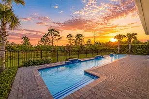 10074 Timber Crk Wy, Palm Beach Gardens, FL 33412 - Photo 2