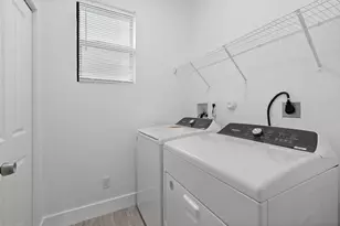911 8th St, West Palm Beach, FL 33401 - Photo 22