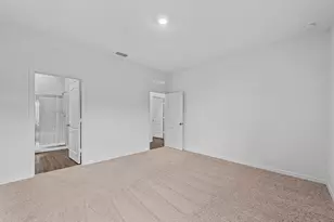 7855 104th Ave, Vero Beach, FL 32967 - Photo 12