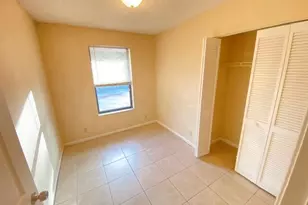 1157 Hyacinth Pl, Wellington, FL 33414 - Photo 8
