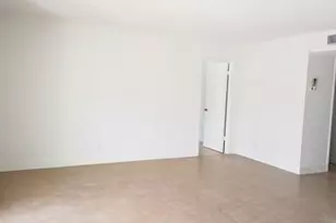 500 Bonnie Blvd, Palm Springs, FL 33461 - Photo 4