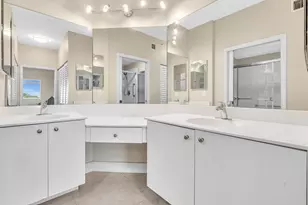 7735 Yardley Dr, Tamarac, FL 33321 - Photo 30