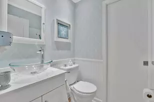 211 Valencia, Delray Beach, FL 33446 - Photo 14