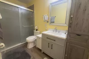 211 Country Ln, Boynton Beach, FL 33435 - Photo 20