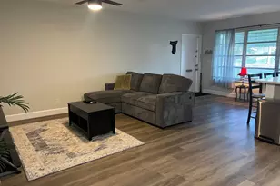 211 Country Ln, Boynton Beach, FL 33435 - Photo 8