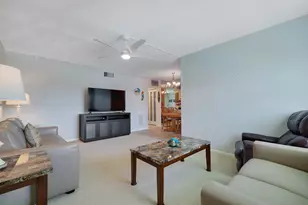 37 Yacht Club Dr, North Palm Beach, FL 33408 - Photo 4
