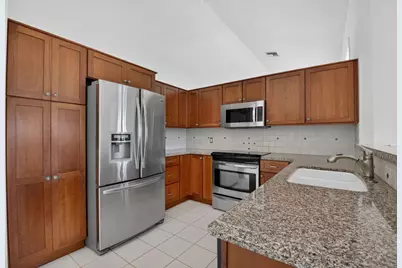 6180 Golf Villas Drive, Boynton Beach, FL 33437 - Photo 14
