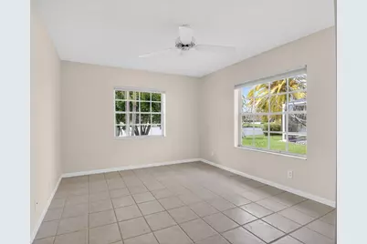 6180 Golf Villas Drive, Boynton Beach, FL 33437 - Photo 16
