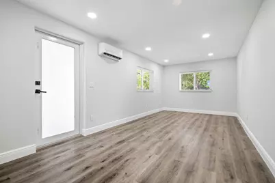 2298 NE 4th Avenue, Boca Raton, FL 33431 - Photo 14