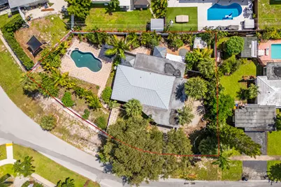 2298 NE 4th Avenue, Boca Raton, FL 33431 - Photo 2