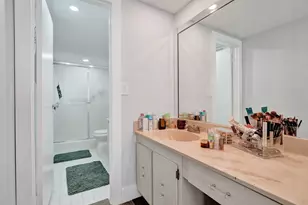 600 Three Islands Boulevard, Hallandale Beach, FL 33009 - Photo 22