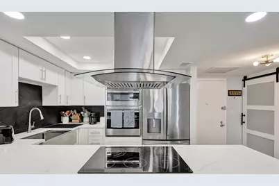 600 Three Islands Boulevard #615, Hallandale Beach, FL 33009 - Photo 8