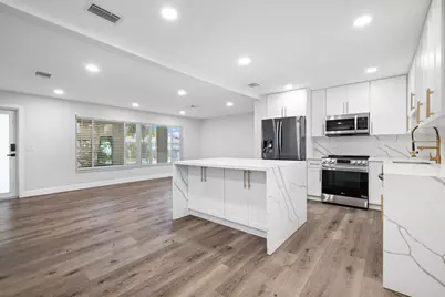 2298 NE 4th Avenue, Boca Raton, FL 33431 - Photo 10