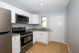 1135 NW 6th Ave, Fort Lauderdale, FL 33311 - Photo 2