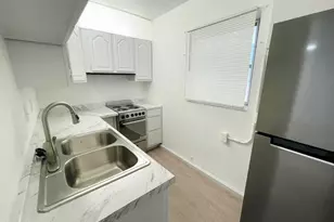 840 NW 33 St, Oakland Park, FL 33309 - Photo 8