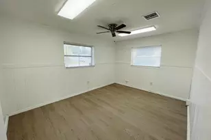 840 NW 33 St, Oakland Park, FL 33309 - Photo 12