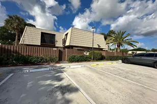 5718 57th Way, West Palm Beach, FL 33409 - Photo 4