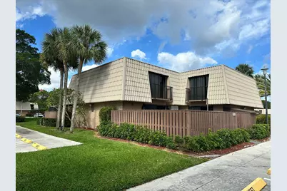 5718 57th Way, West Palm Beach, FL 33409 - Photo 2