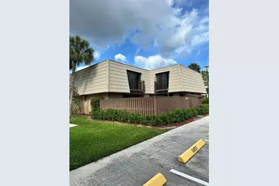 5718 57th Way, West Palm Beach, FL 33409 - Photo 6