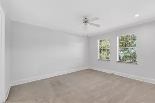 814 Carolina Cir SW, Vero Beach, FL 32962 - Photo 12