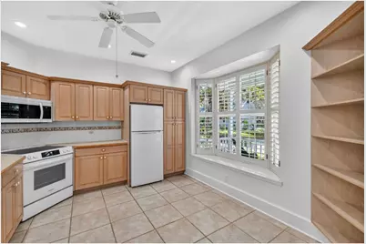 814 Carolina Circle SW, Vero Beach, FL 32962 - Photo 14