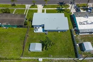 2872 SE Wiltshire Terrace, Port Saint Lucie, FL 34952 - Photo 38