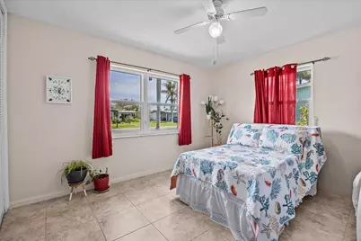 2872 SE Wiltshire Terrace, Port Saint Lucie, FL 34952 - Photo 24