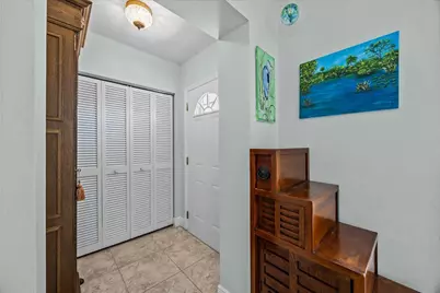 2872 SE Wiltshire Terrace, Port Saint Lucie, FL 34952 - Photo 4