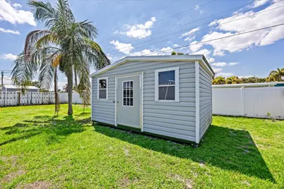 2872 SE Wiltshire Terrace, Port Saint Lucie, FL 34952 - Photo 32
