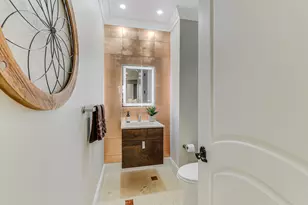 170 Isle of Venice Dr, Fort Lauderdale, FL 33301 - Photo 8
