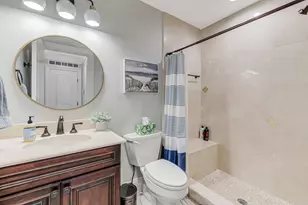 170 Isle of Venice Dr, Fort Lauderdale, FL 33301 - Photo 48