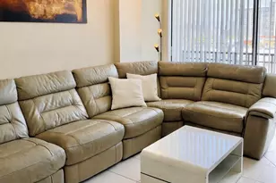 17021 N Bay Rd, Sunny Isles Beach, FL 33160 - Photo 2