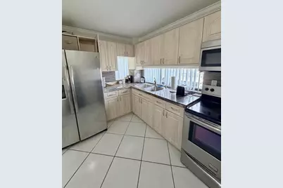 17021 N Bay Road #912, Sunny Isles Beach, FL 33160 - Photo 12
