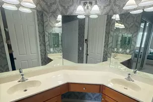 3500 Oaks Clubhouse Dr, Pompano Beach, FL 33069 - Photo 10