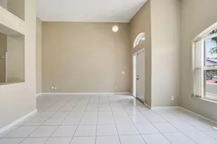 1495 SW 105th Ave, Pembroke Pines, FL 33025 - Photo 10