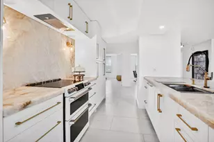 7233 Promenade Dr, Boca Raton, FL 33433 - Photo 16