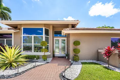 8321 Muirhead Circle, Boynton Beach, FL 33472 - Photo 6