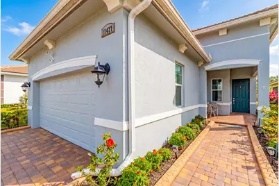 11437 SW Visconti Way, Port Saint Lucie, FL 34986 - Photo 6