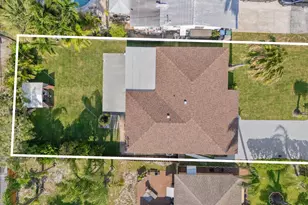 381 NE 43rd Ct, Oakland Park, FL 33334 - Photo 24
