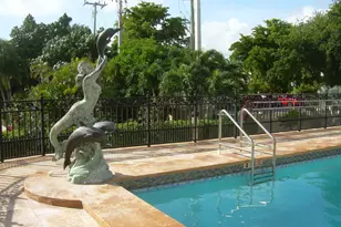 1000 Spanish River Rd, Boca Raton, FL 33432 - Photo 20