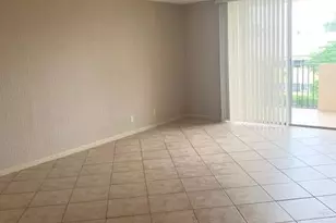 1000 Spanish River Rd, Boca Raton, FL 33432 - Photo 8