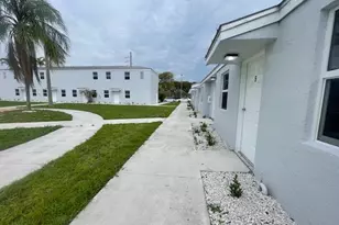 4393 Windsor Ave, West Palm Beach, FL 33407 - Photo 2