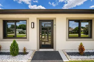 568 SE Chapman Ave, Port Saint Lucie, FL 34984 - Photo 2