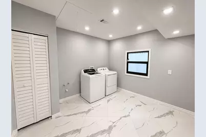 568 SE Chapman Avenue, Port Saint Lucie, FL 34984 - Photo 10