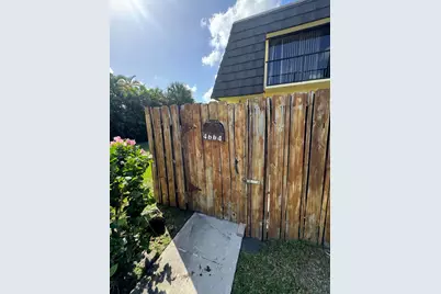 4664 Cherry Road, West Palm Beach, FL 33417 - Photo 2