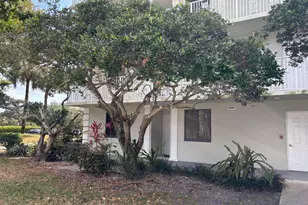 2561 Village Blvd, West Palm Beach, FL 33409 - Photo 2